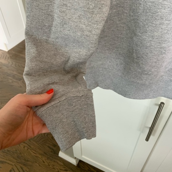 Grey crewneck sweater - Picture 3 of 5